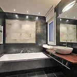 Lagaya & Apartamento *
