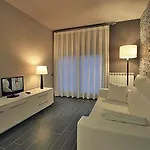Lagaya & Apartamento Valderrobres