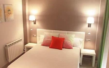 Apartman Lagaya & *